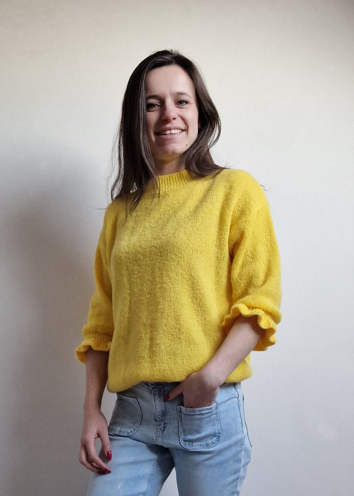 Very soft mohair sweater geel