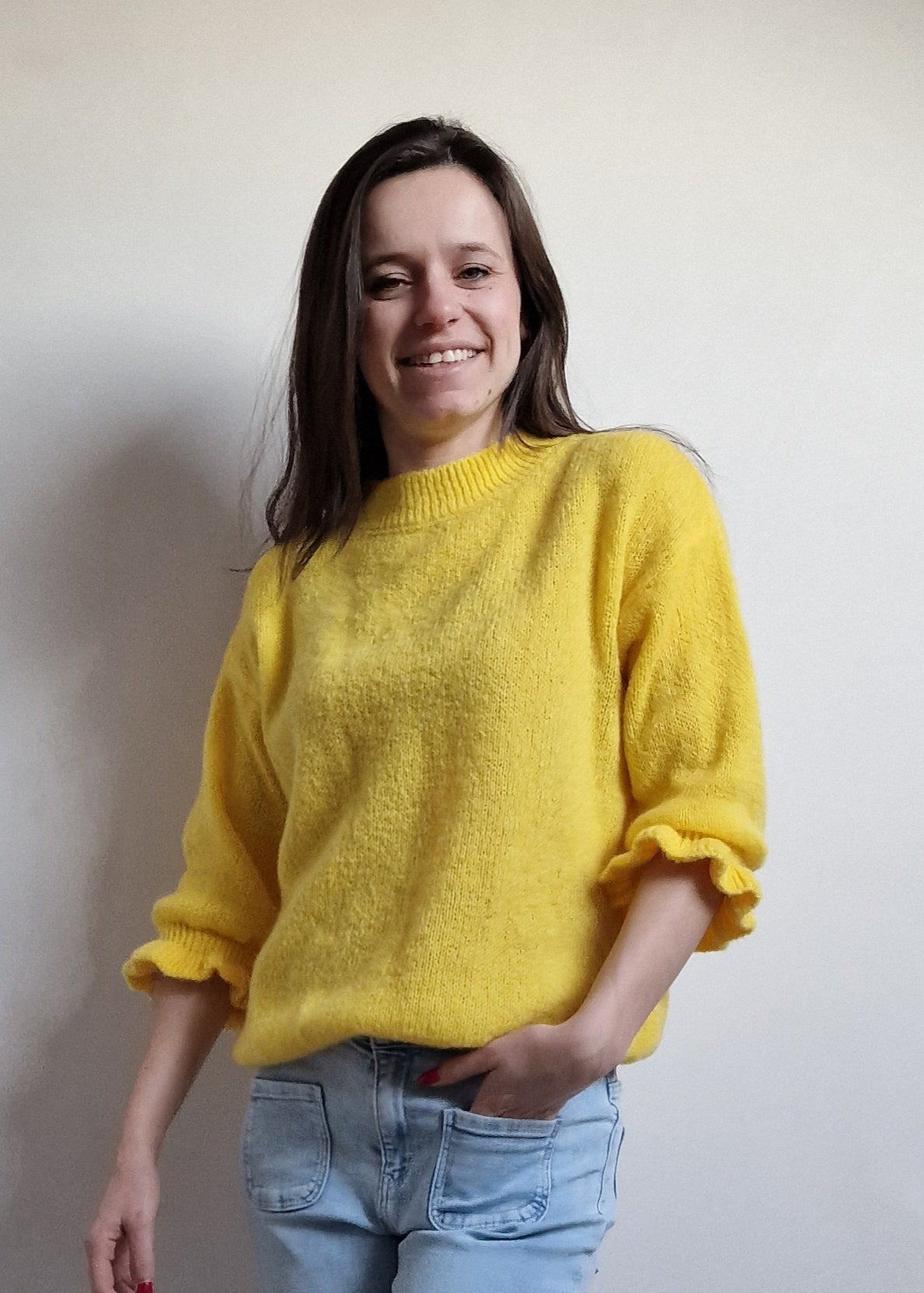 Very soft mohair sweater geel