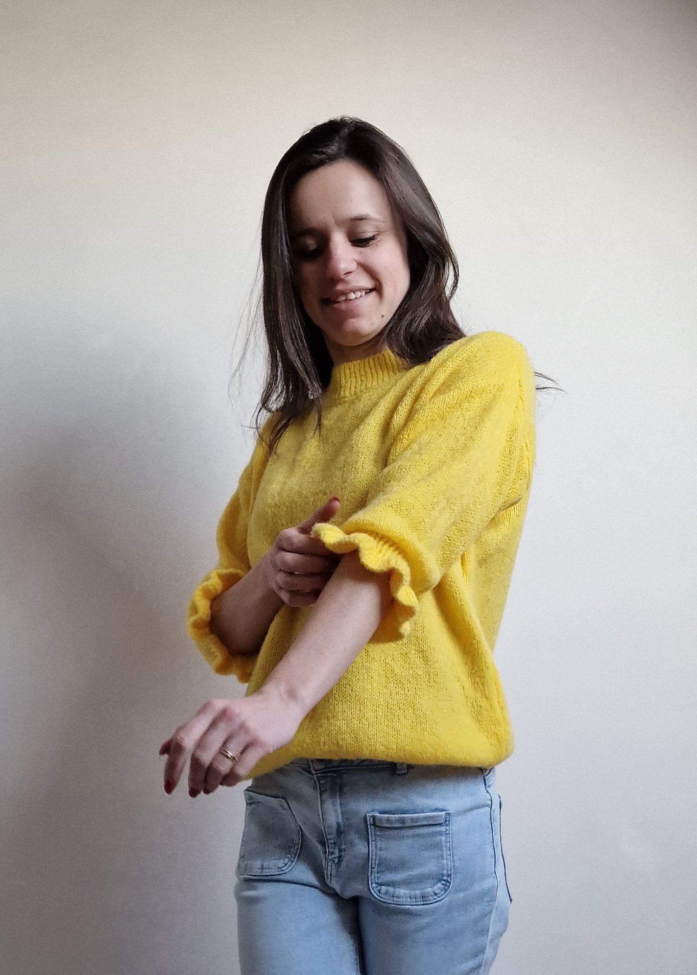 Very soft mohair sweater geel